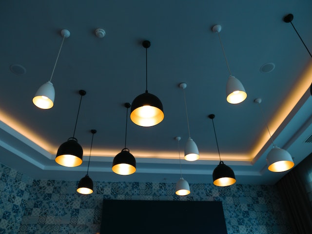 view of lighting on the ceiling